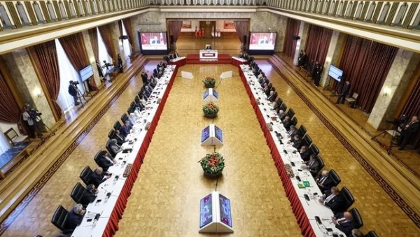 AK Parti'nin süreç raporu Cumhurbaşkanı Erdoğan'a sunuldu